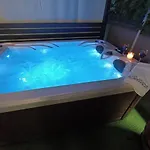 Belleza With Private Jacuzzi Daire Zadar
