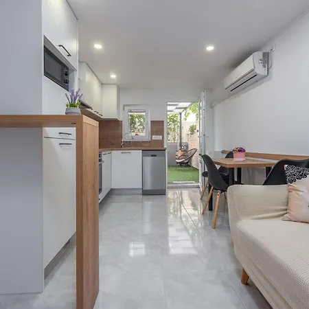 Daire Belleza With Private Jacuzzi *