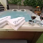 Belleza With Private Jacuzzi شقة زادار