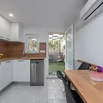 Belleza With Private Jacuzzi شقة
