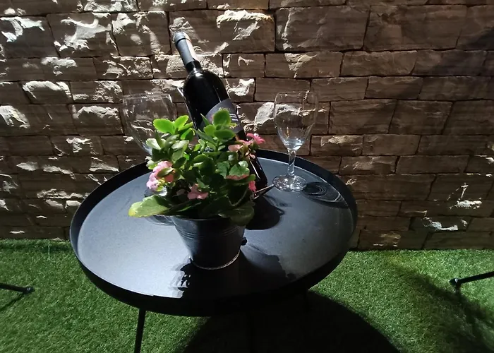 アパート Belleza With Private Jacuzzi ザダル